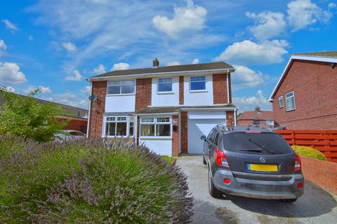 5 bedroom detached house for sale, Heathmeads, Pelton, Chester Le Street