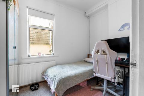 3 bedroom end of terrace house for sale, Clarence Embankment, Cardiff Bay, Cardiff