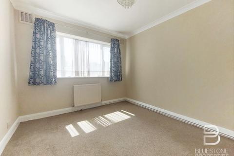 1 bedroom ground floor flat to rent, Broadlands Avenue