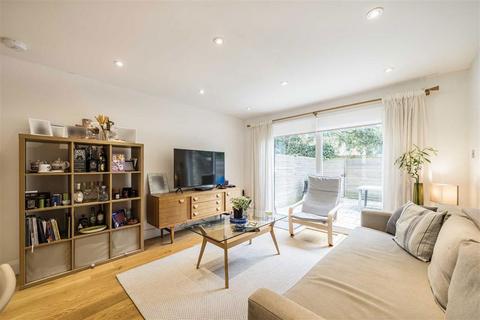3 bedroom house to rent, Stevenage Road, London SW6