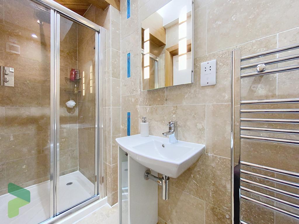 Bedroom One En Suite