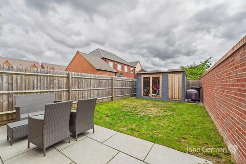 3 bedroom semi-detached house for sale, Ferny Close, Overseal