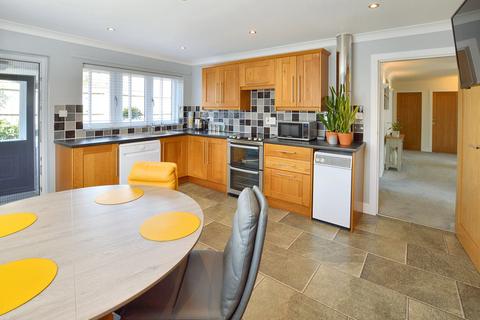 3 bedroom detached bungalow for sale, Fotherby, Louth LN11 0UJ
