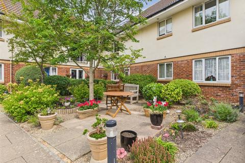 1 bedroom apartment for sale, Seagrove Avenue, Hampshire PO11