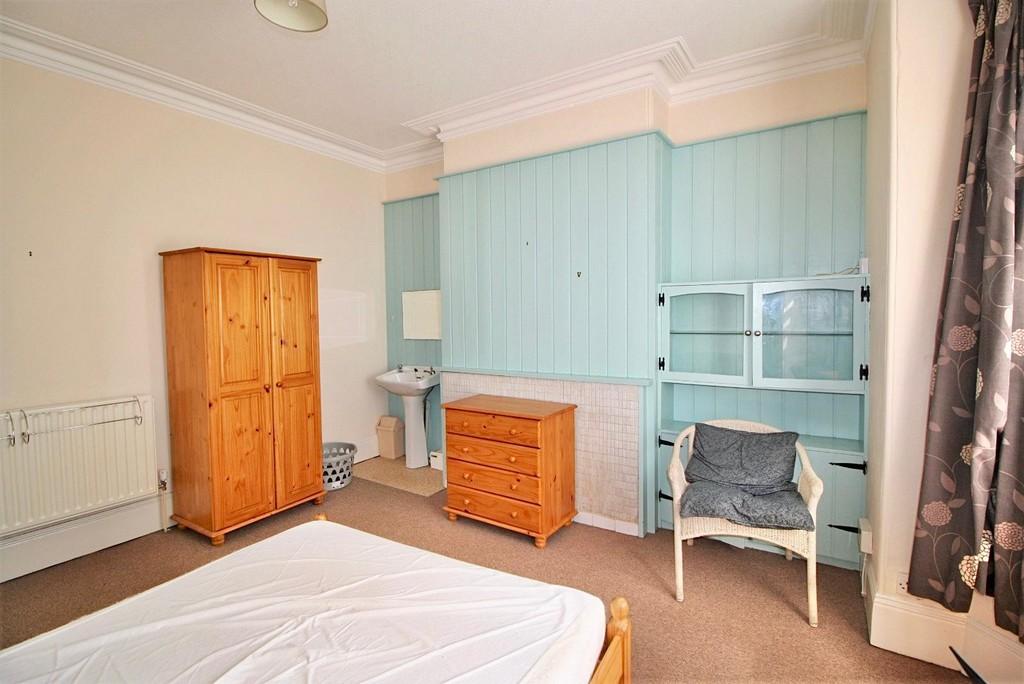 F7f6f7b0-60d1-47cd-836d-1a061f02527f