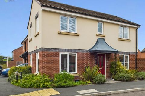 3 bedroom detached house for sale, Carter Close, Tamworth B79