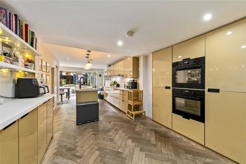 undefined, High Street, Hampton Wick, Surrey, KT1