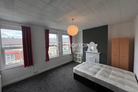 1 bedroom in a house share to rent, Walmsley Road, Leeds LS6
