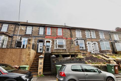 3 bedroom terraced house to rent, Queens Road, Elliots Town, NP24