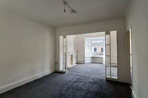 3 bedroom terraced house to rent, Queens Road, Elliots Town, NP24