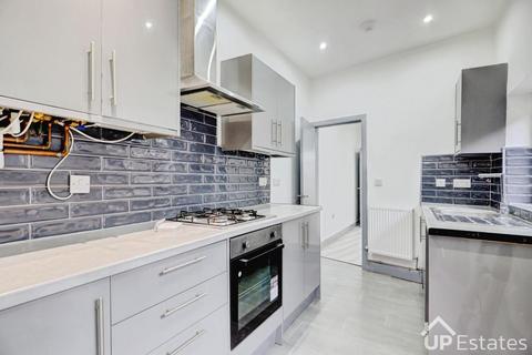 3 bedroom end of terrace house for sale, Eld Road, Coventry