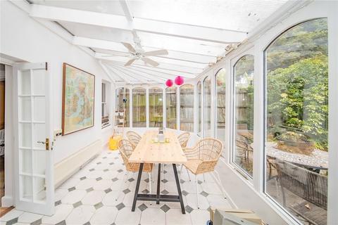 2 bedroom flat to rent, Marlborough Road, Richmond, Surrey