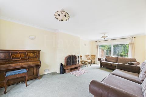 undefined, Clows Top, Kidderminster, DY14 9HW