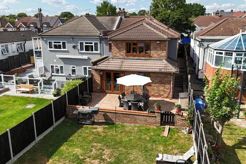 3 bedroom semi-detached house for sale, Ingreway, Harold Wood  RM3