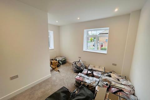 2 bedroom apartment to rent, Dudden Hill Lane, Dollis Hill