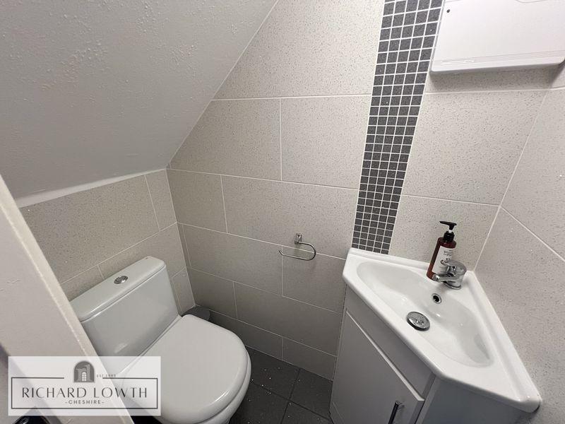 Washroom/WC