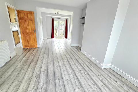 undefined, Kenilworth Avenue, Harrow