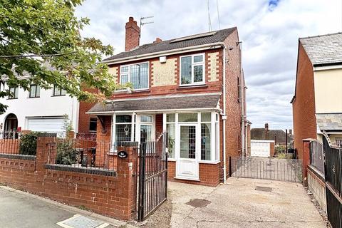 Hurst Road, COSELEY, WV14 9EX