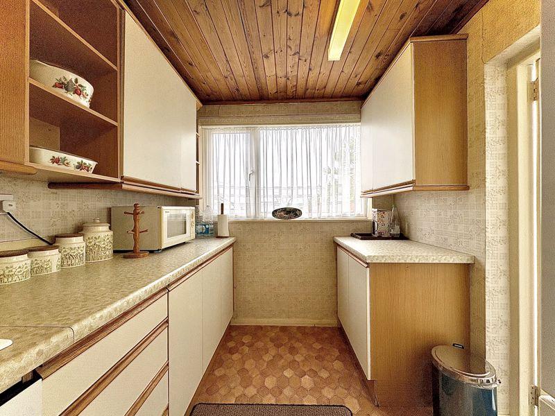 Dining kitchen