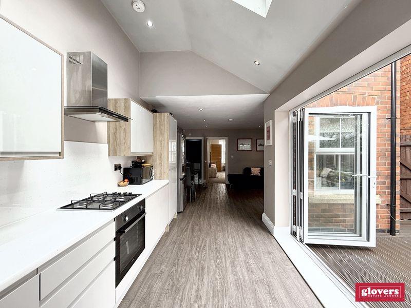 Dining kitchen