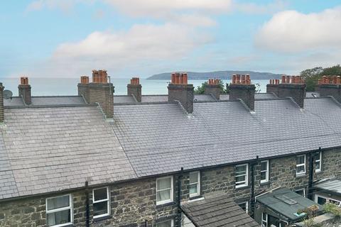 2 bedroom terraced house for sale, David Street, Penmaenmawr