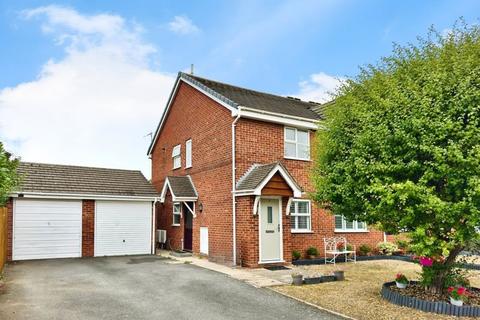 4 Beauchamp Close, Sutton Coldfield, B76 1UE