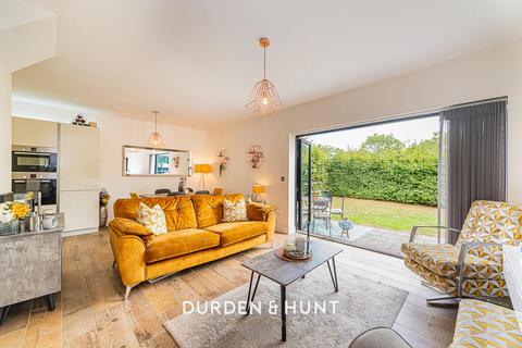 undefined, Dennises Lane, South Ockendon, RM15