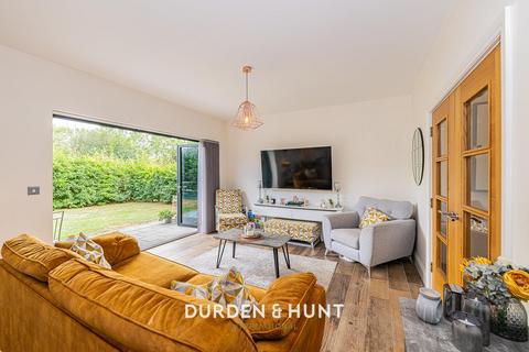 undefined, Dennises Lane, South Ockendon, RM15