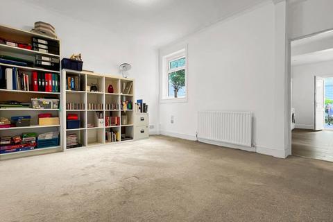 undefined, Demesne Road, Wallington SM6