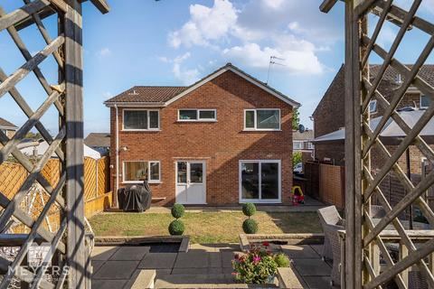 5 bedroom detached house for sale, Ferndown BH22