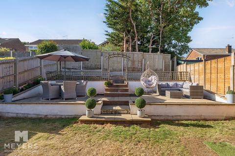 5 bedroom detached house for sale, Ferndown BH22