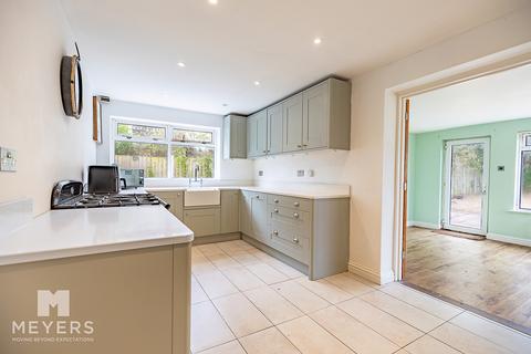 3 bedroom detached bungalow for sale, Ferndown BH22