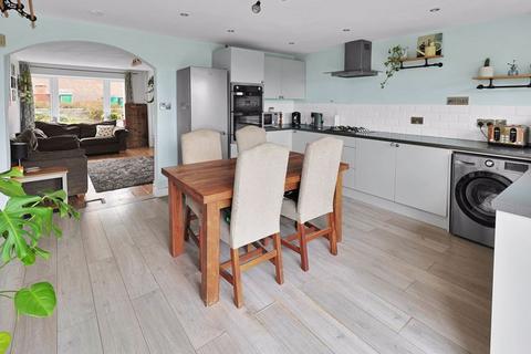 3 bedroom terraced house for sale, Parsonage Walk, Milnrow OL16 3UG