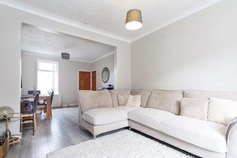3 bedroom semi-detached house for sale, Roff Avenue, Bedford MK41
