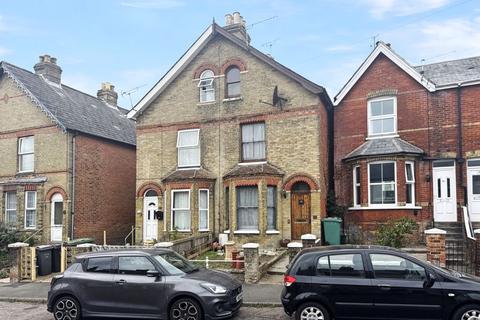 3 bedroom semi-detached house for sale, Tennyson Road, Cowes PO31