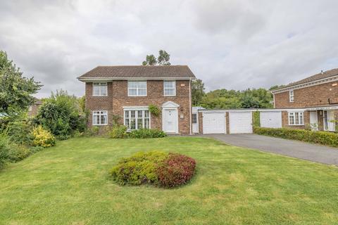 5 bedroom detached house to rent, Harkness Drive, Canterbury, Kent, CT2