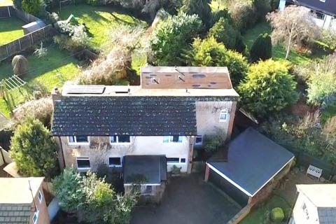 5 bedroom detached house for sale, Park Street, Earls Barton, Northamptonshire NN6