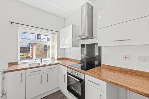 61 Wallace Road, Neath, SA11 1YH
