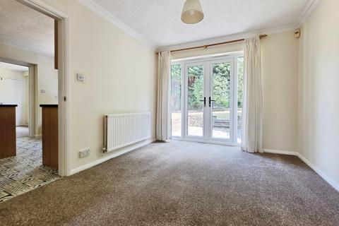 4 bedroom detached house to rent, Baldwin Crescent, Merrow Park
