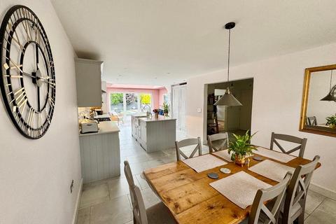 4 bedroom detached house for sale, Obelisk Way, Silsoe, MK45 4GH