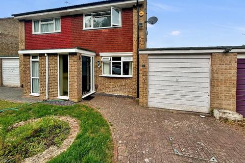 11 Quail Gardens, South Croydon, CR2 8TF
