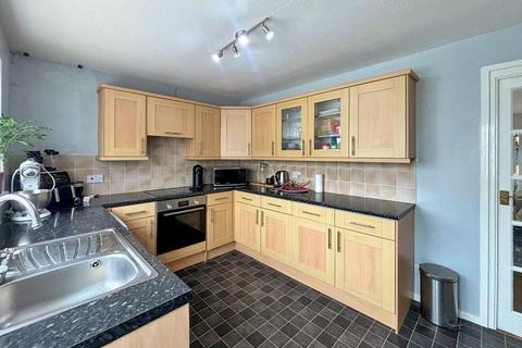 11 Quail Gardens, South Croydon, CR2 8TF