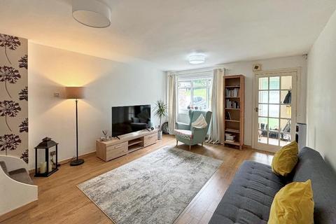 11 Quail Gardens, South Croydon, CR2 8TF