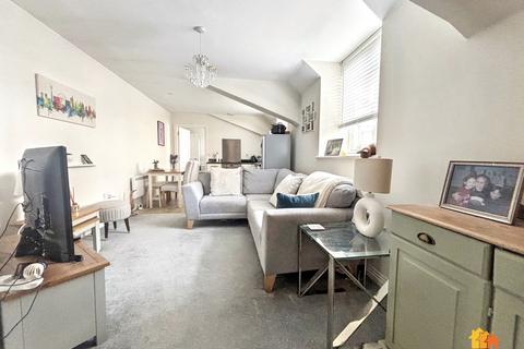1 bedroom flat for sale, Broad Street, Copsham House, HP5