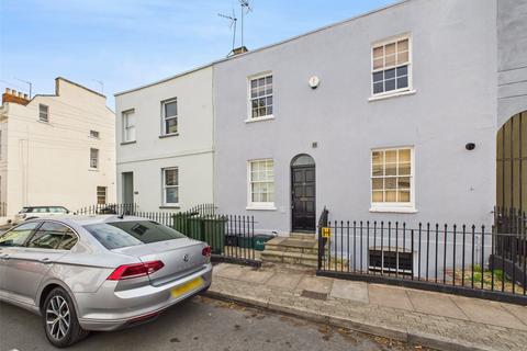 34 Albert Place, Cheltenham, GL52 2JX