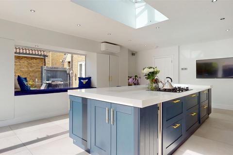 undefined, Hidcote Drive, Westcroft, Milton Keynes