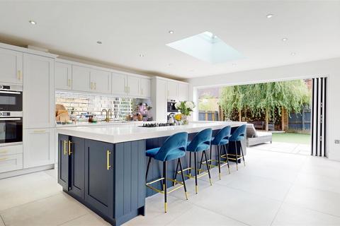 undefined, Hidcote Drive, Westcroft, Milton Keynes