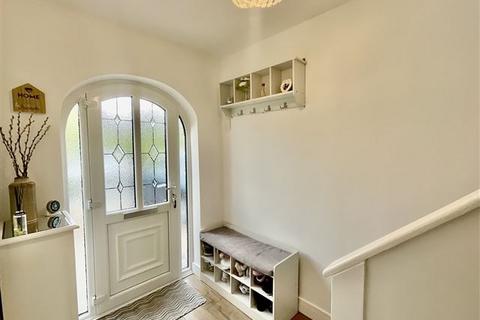 3 bedroom semi-detached house for sale, Chelmsford Avenue, Aston, Sheffield, S26 2AU