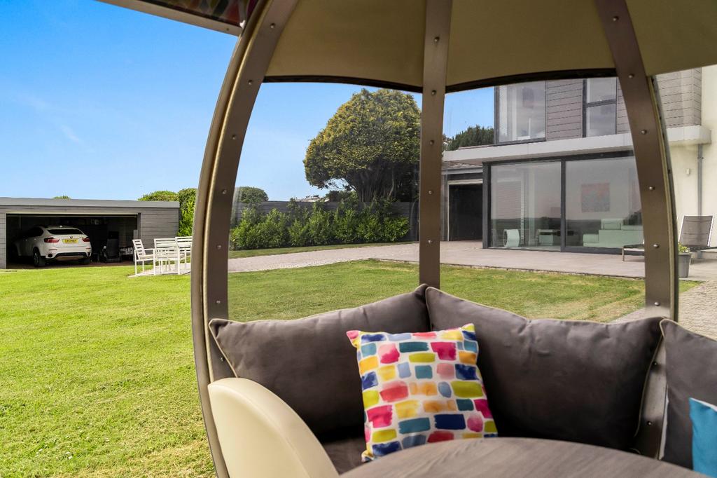 Garden Pod Office