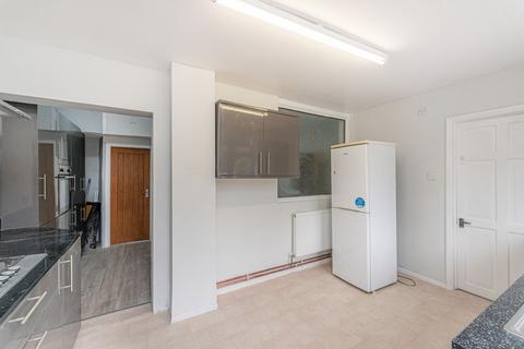 undefined, Clarendon Road, London